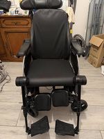 À vendre chaise roulante et guidon transfer