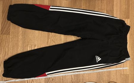 Adidas Trainingshose, Gr. XL (15-16y)