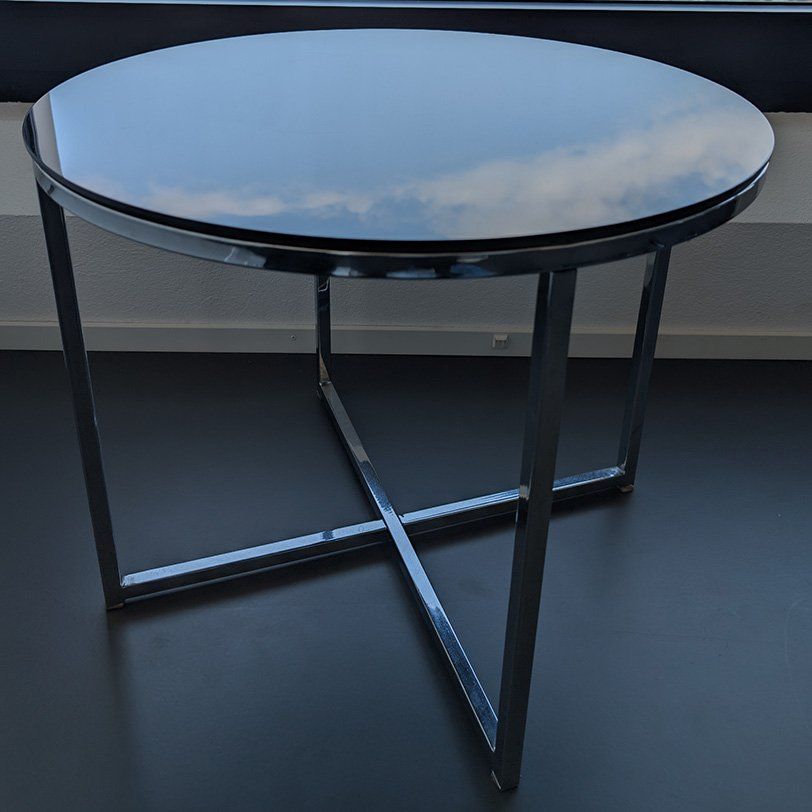 Tavoli: Beistelltisch Glas schwarz rund – Usato da Zürich venduto da TMoran 1