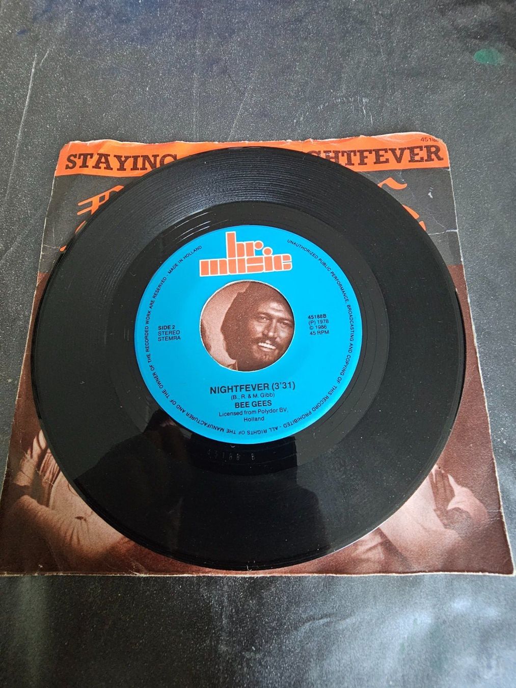 Dischi in vinile: Vinyl, 7" LP - Bee Gees - Staying Alive / Nightfever – Usato da Biberist venduto da Foolio0 3