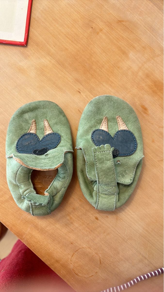 Scarpe per ragazzi: Süsse Krabbelschuhe, Grösse 20/21 – Usato da Zürich venduto da AleKe