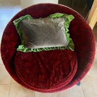 Bretz Sofa Pool Ufo Rosenmuster und Tatzenfuss