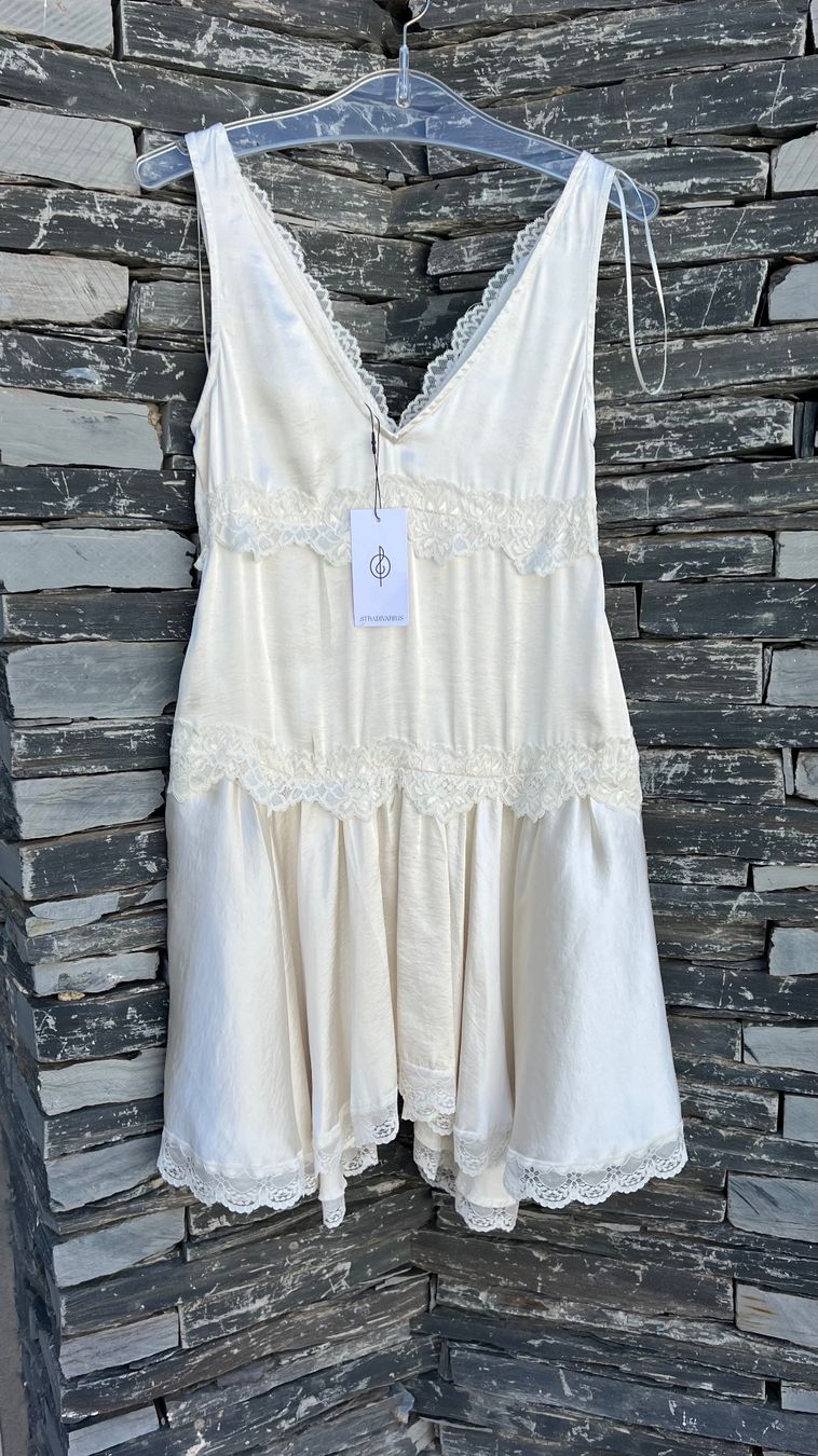 Stradivarius Vestiti: Wunderschönes Kleid – Nuovo e nell'imballaggio originale da Tagelswangen venduto da fireiceprincess 3
