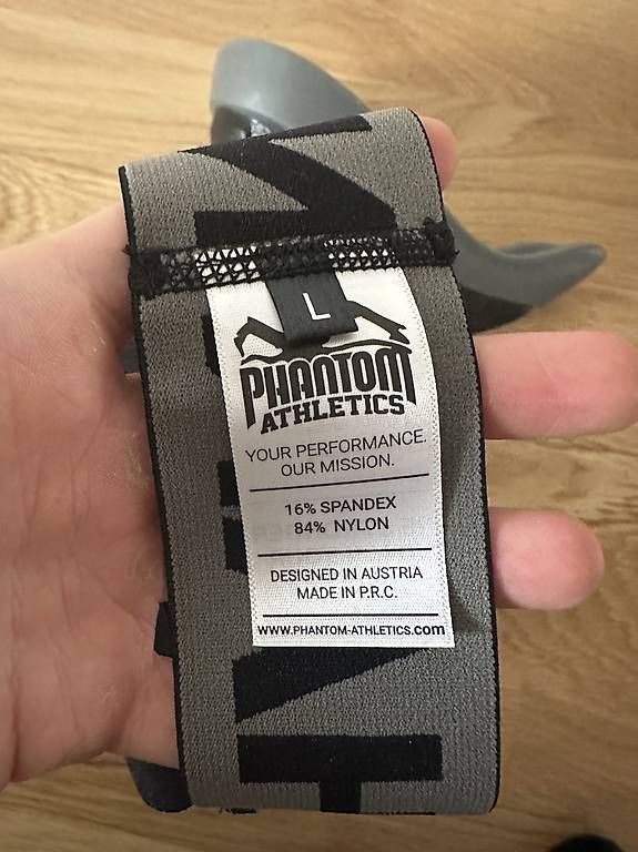 Protezioni & Imbottiture: Tiefschutz Phantom Athletics – Nuovo (secondo la descrizione) da Urtenen-Schönbühl venduto da Jovan.c 3