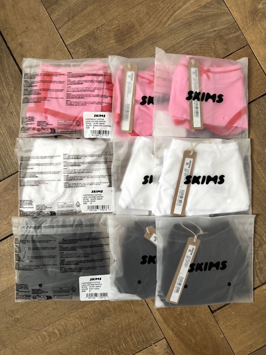 Skims Altra biancheria intima: Lightweight Cotton Lace Hipster Skims – Nuovo e nell'imballaggio originale da Zürich venduto da afcvx