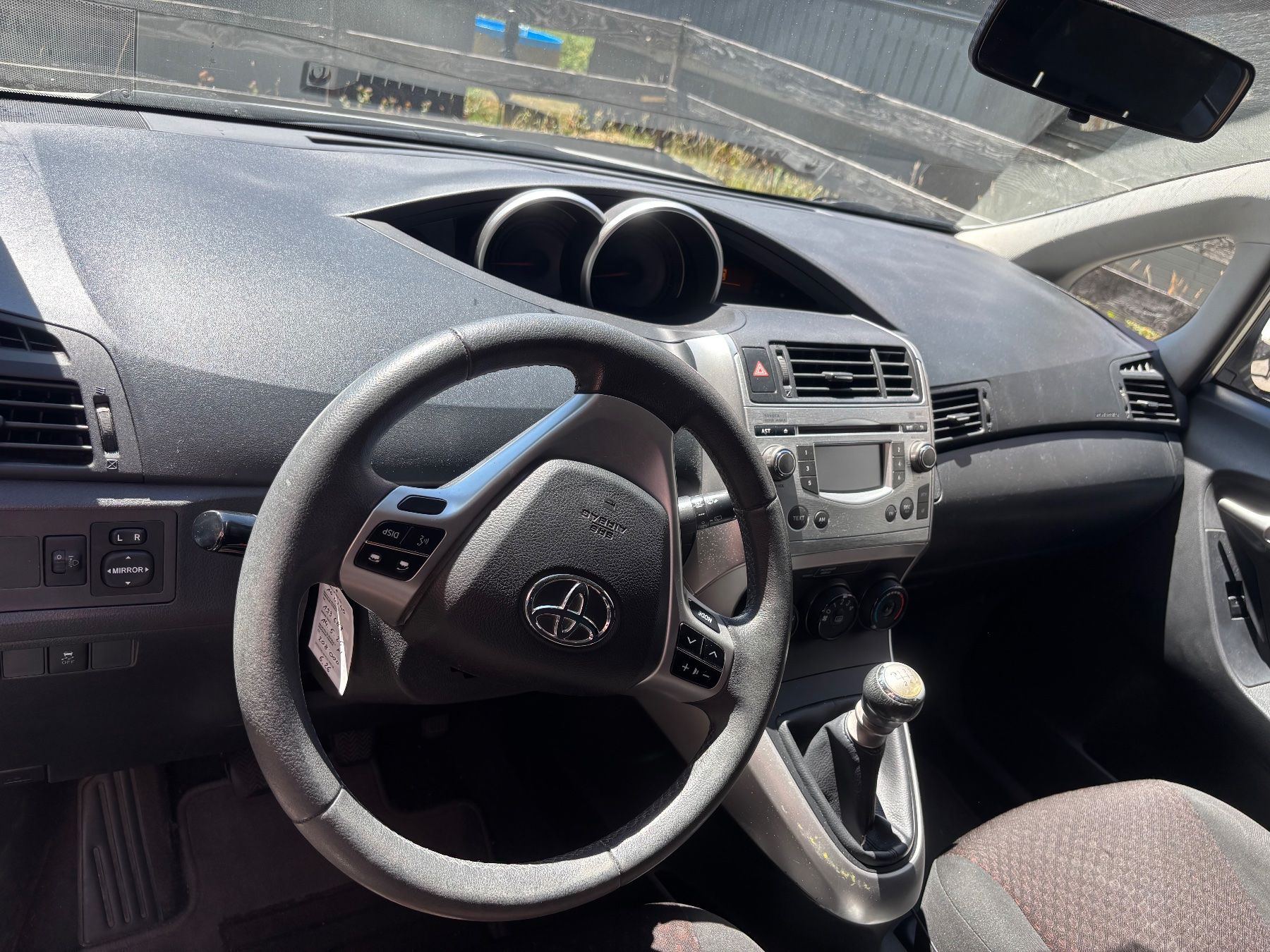 Toyota Automobili: Toyota Verso – ein Platzwunder! – Usato da Utzigen venduto da melibu10 3