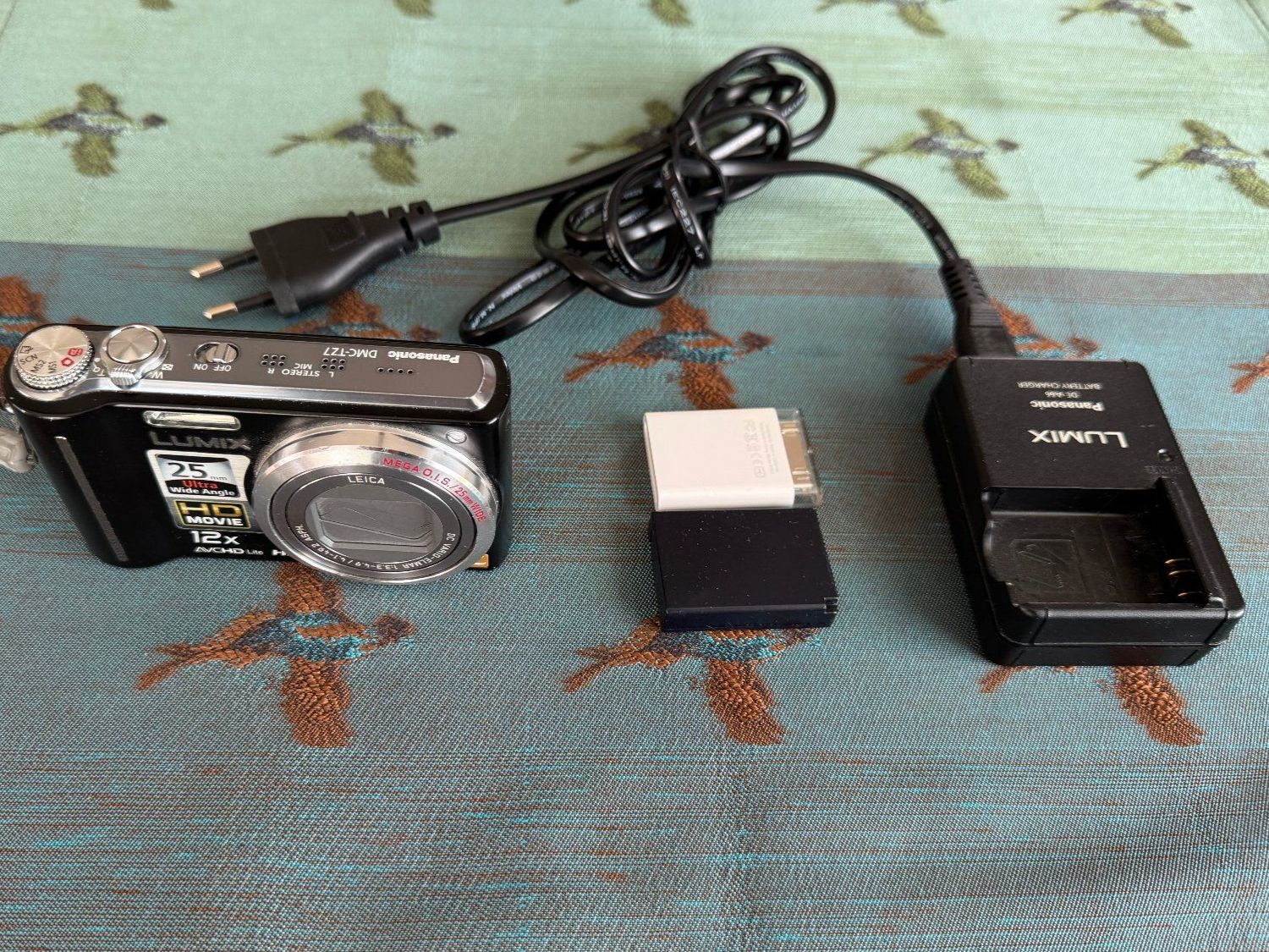 Panasonic Fotocamera: Panasonic Lumix DMC-TZ7 – Usato da Schafisheim venduto da Hani83 4
