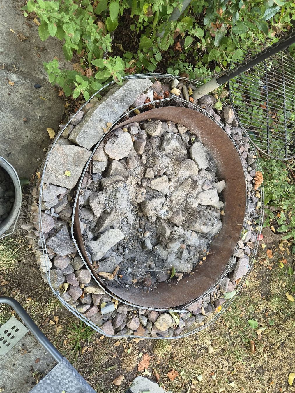Grils: Grill Holz oder Kohle (Grillstelle) – D'occasion à Riehen par Pohli84 2