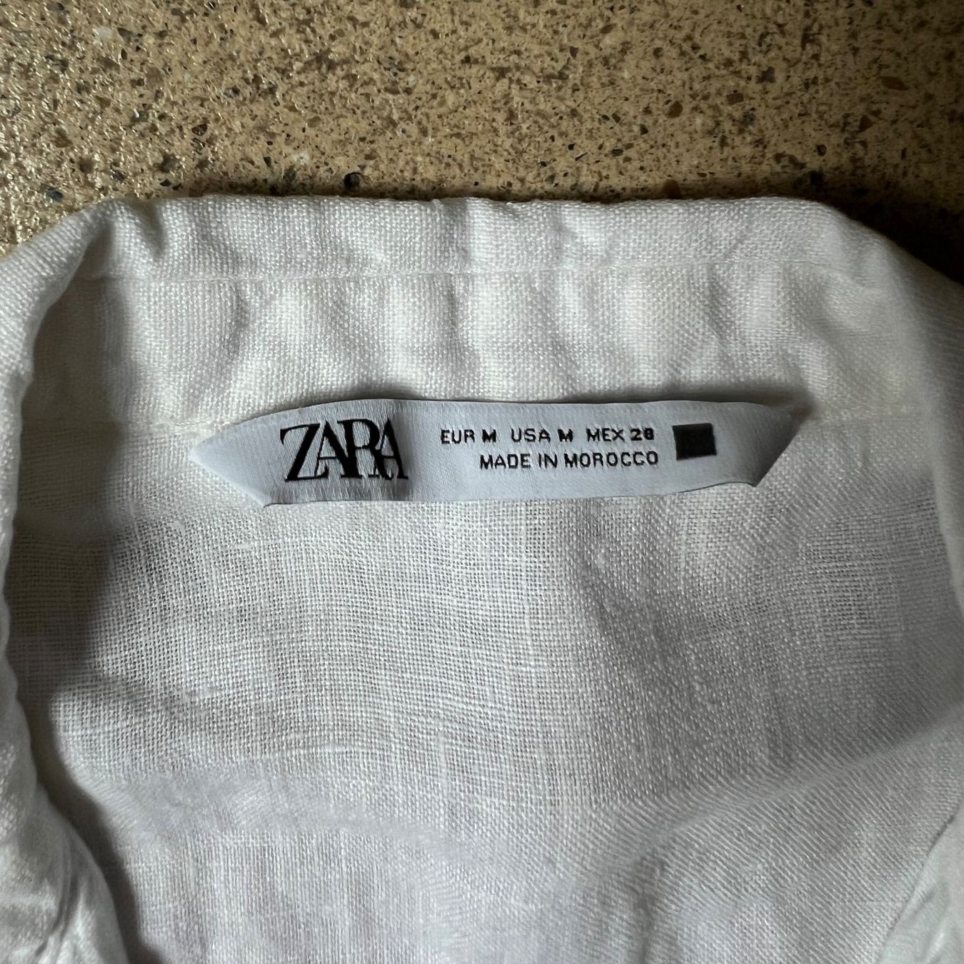 Zara Blusen: ZARA Leinenbluse weiss 🤍 – Gebraucht aus zürich von vintage12 8