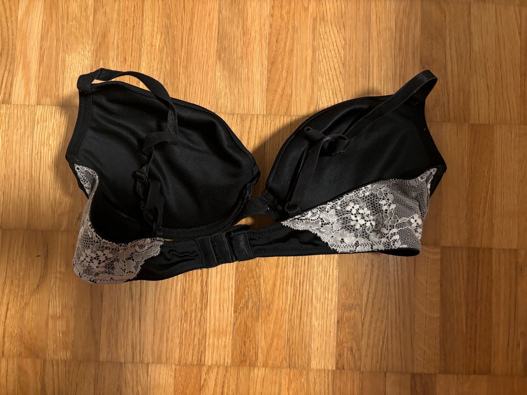 Autres dessous: Zalando Essentials, sexy BH, Grösse 75C – D'occasion à Winterthur par Sunshine143 1
