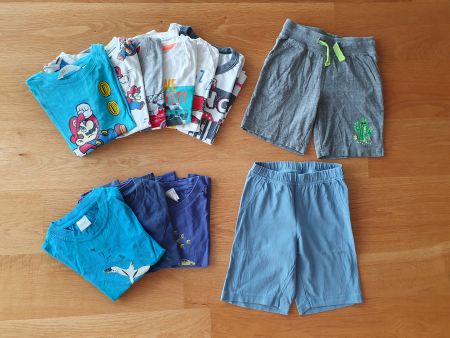 Kleiderpaket Gr. 110/116 (11 Stücke)