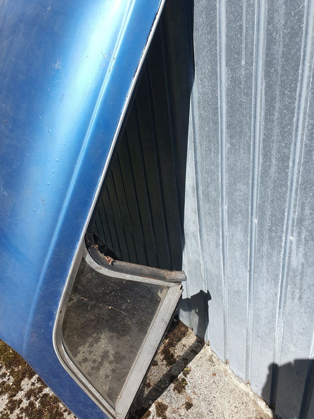 MG Tutti pezzi di ricambio auto: Hardtop MG B  in gutem Zustand – Usato da Schwarzenbach SG venduto da MGTC 2
