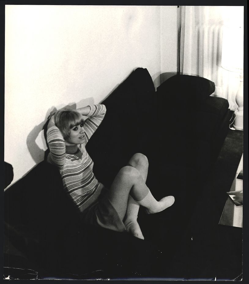 Fotografie & Manifesti: Fotografie Schauspielerin Mireille Darc  – Usato da Berlin venduto da bartko-reher