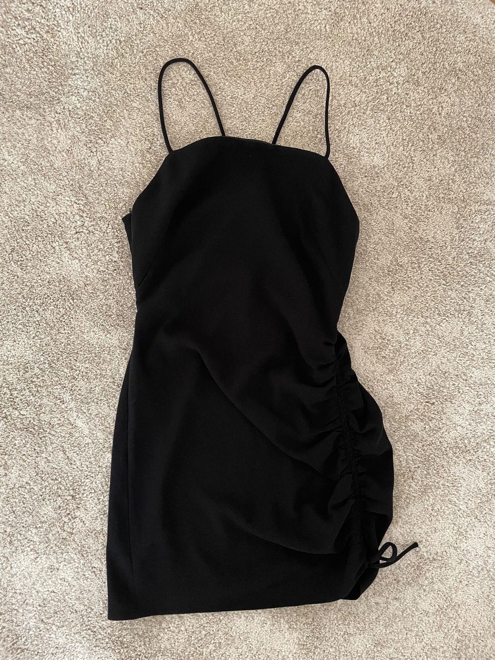 Zara Vestiti: Zara Kleid – Nuovo (secondo la descrizione) da Selzach venduto da iagiag98