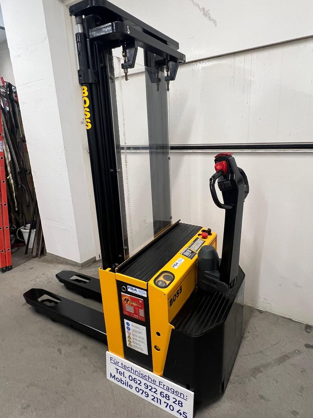 Carrelli elevatori e a forche: STEINBOCK Elektro-Deichselstapler 1.3 ton, 3.2 m, Initialhub – Usato da Aarwangen venduto da fsa-maschinen