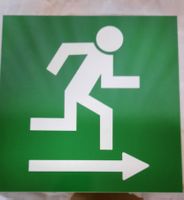 Notausgang nach Rechts Hinweis Schild