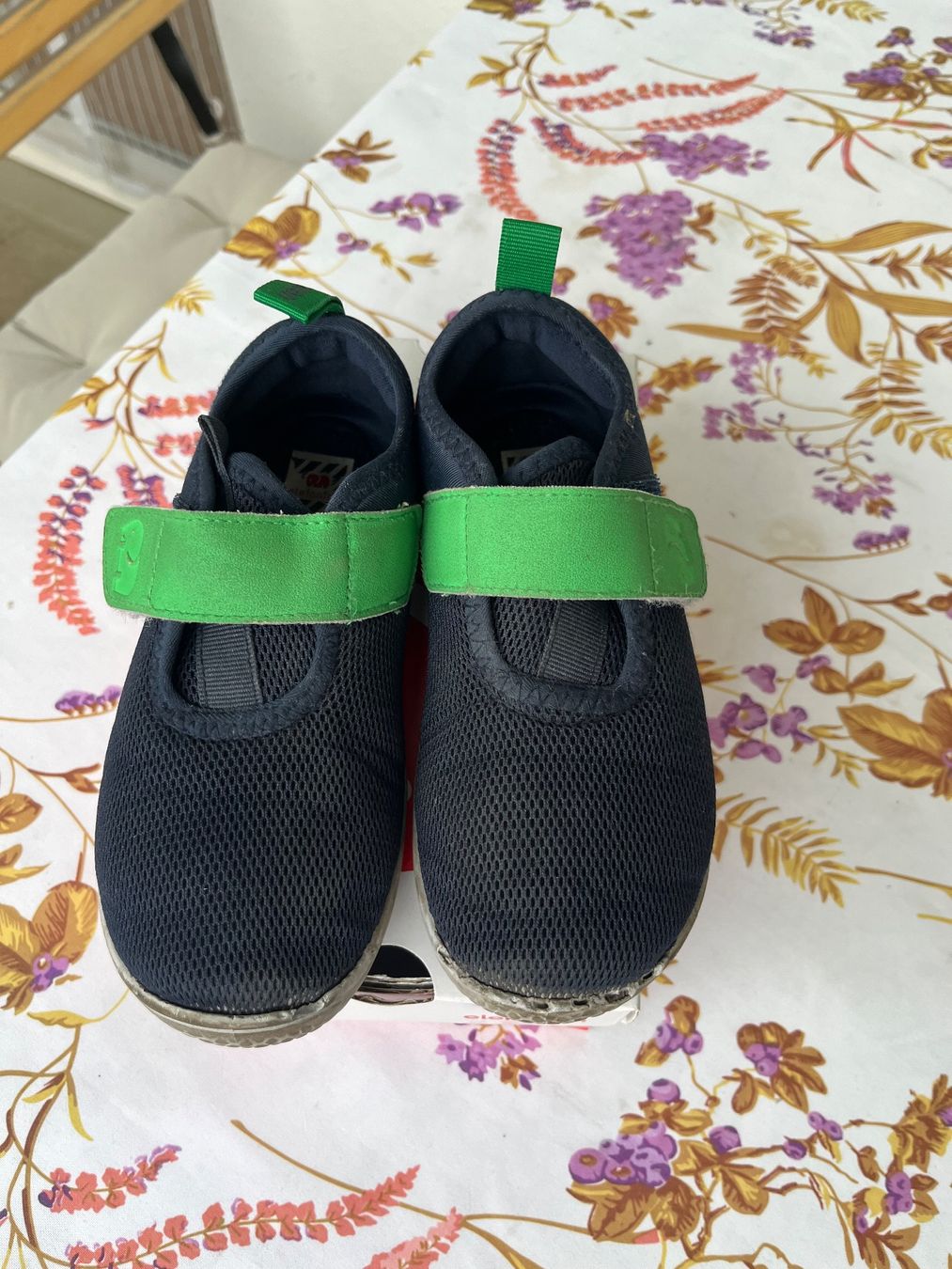 Elefanten Schuhe für Jungen: Elefanten Hausschuhe Gr. 30 – Gebraucht aus Bern von kho_s6j8 3