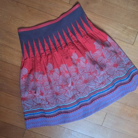 Sehr schöner Fox’s Jupe, rot/grau/blau, S - L
