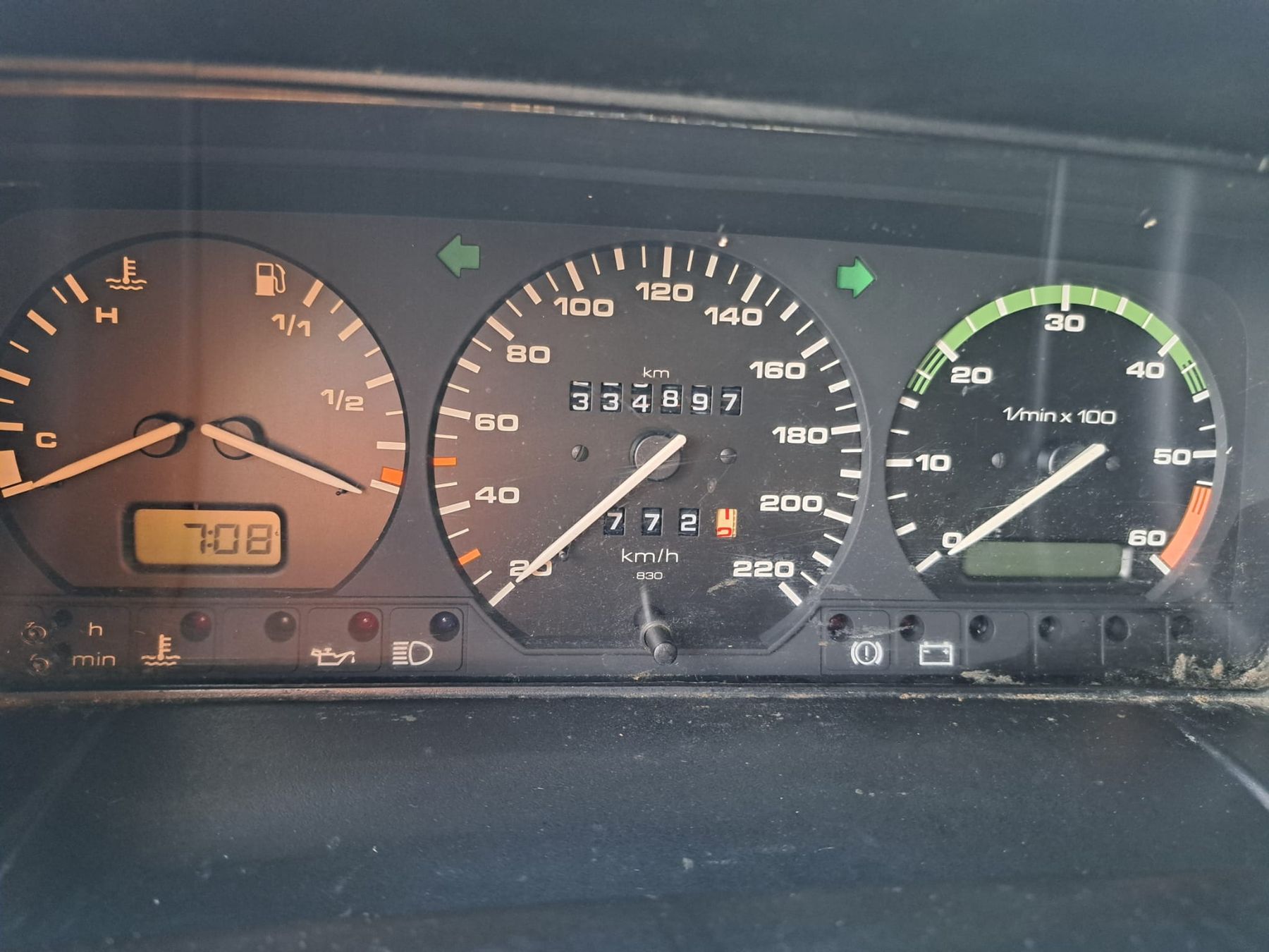VW Véhicules utilitaires: VW T4 2.5l Benziner Bus – D'occasion à biel/bienne par Simustauffer 4