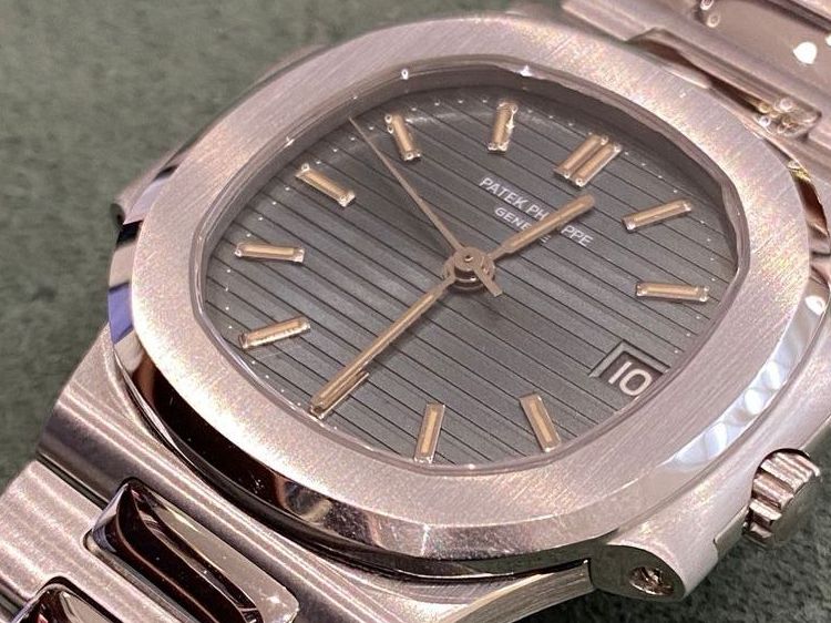 Patek Philippe Orologi: Patek Philippe Nautilus 3800/1A – Usato da Pfäffikon SZ venduto da StanleyCup 3
