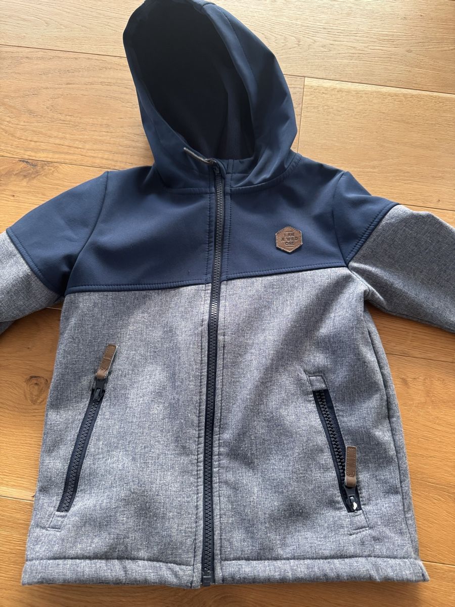 Jacken & Mäntel: Schöne Softshelljacke Grösse 110, super Zustand – Gebraucht aus Oltingen von Funnyface 1