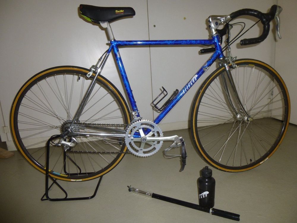 This vintage Schwinn Tempo was a... - Eastern Shore Cycles