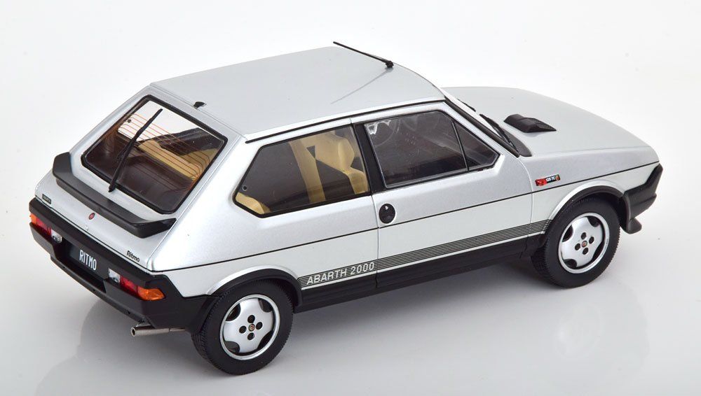 Fiat Modellini d'auto: Fiat Ritmo TC 125 Abarth Phase I 1981-1982 silber met. / – Nuovo e nell'imballaggio originale da Gerlafingen venduto da espero88 7
