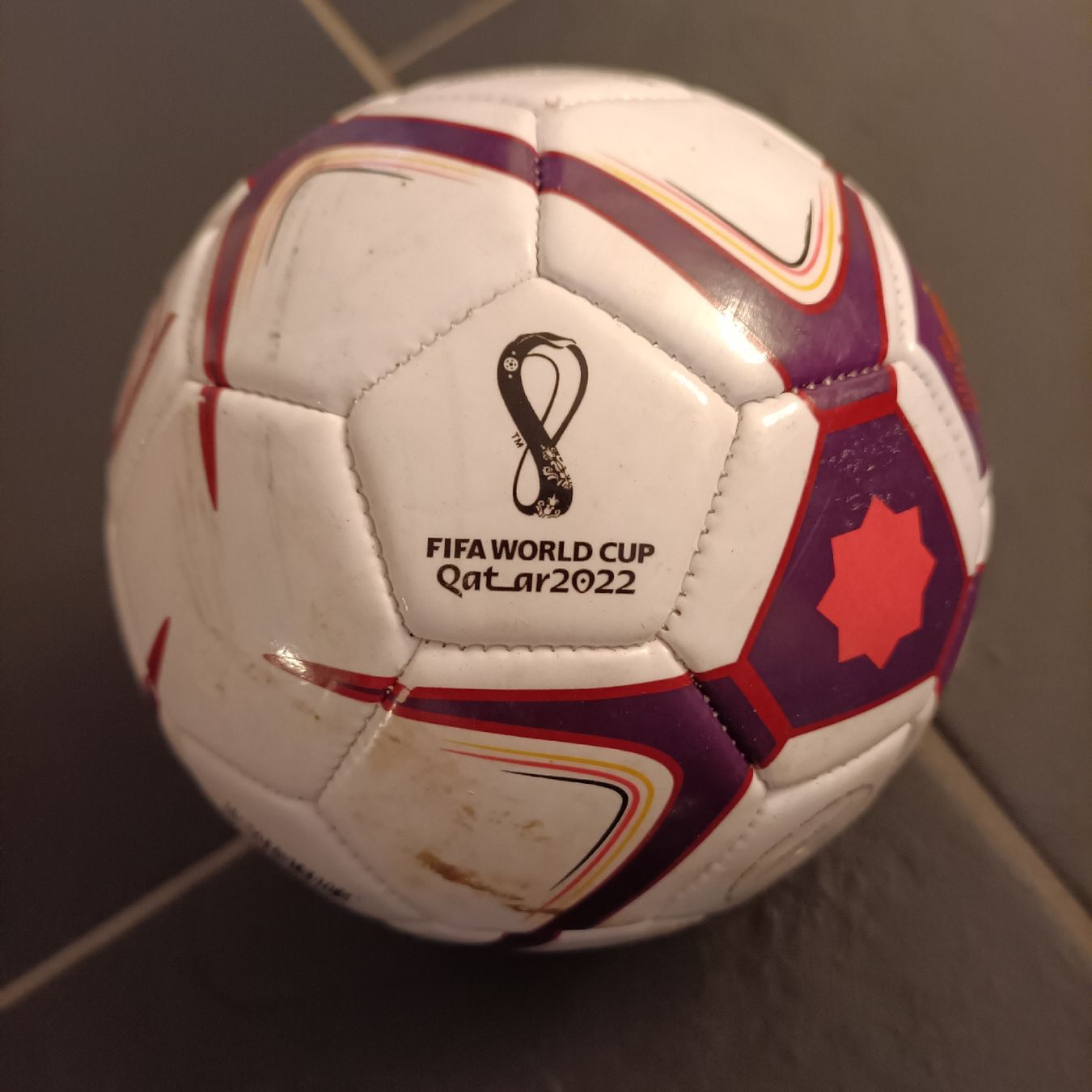 Adidas Palloni: Offizieller FIFA WM 2022 Katar – Usato da Emmen venduto da Mocck 1