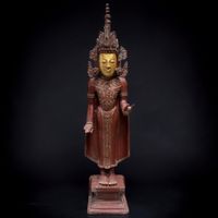 Gekrönter Jambupati Teak Holz Buddha Burma Statue vergoldet