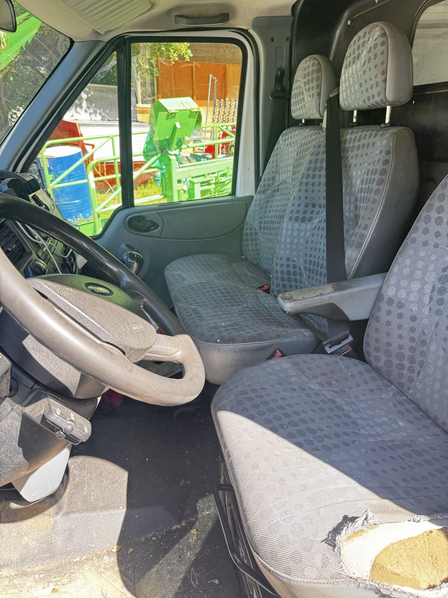 Ford Veicoli commerciali: Ford Transit 4x4 - ohne MFK – Difettoso da Guggisberg venduto da Mobirep_Gmbh 6