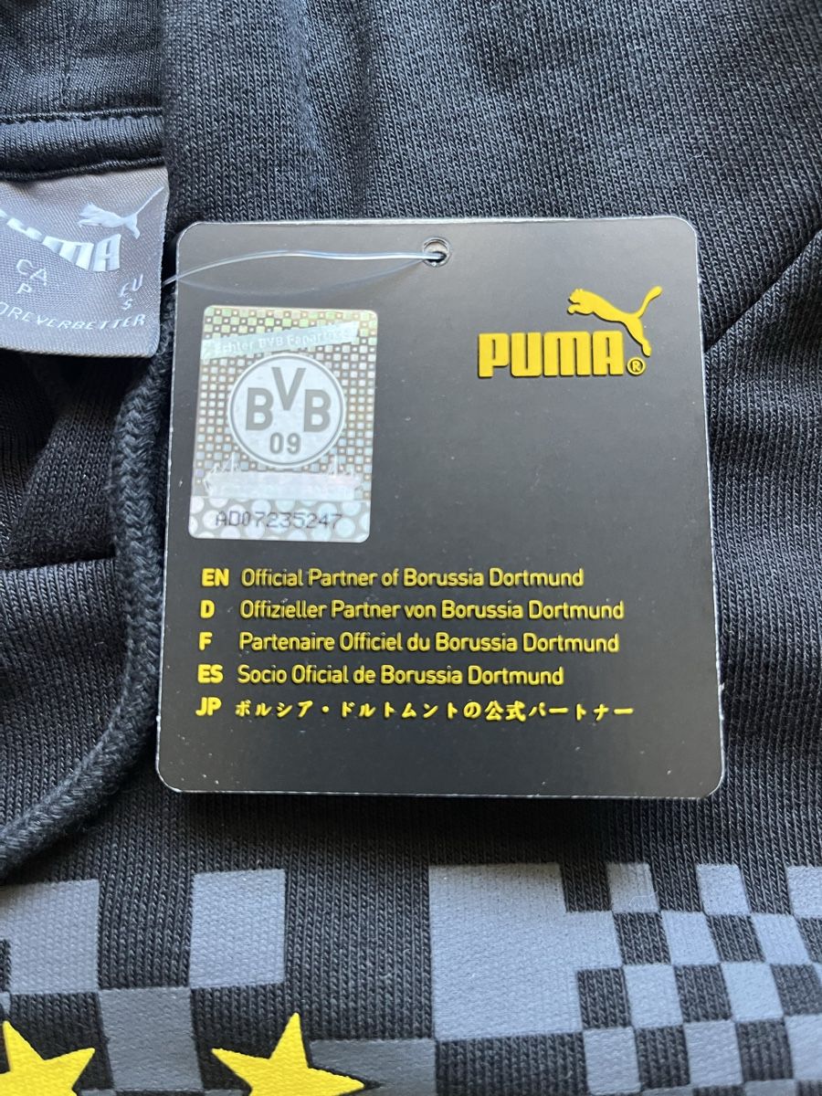 Puma Pullover & Sweatshirts: Pull Dortmund  – Neu und originalverpackt aus Chambésy von Louwall_football 2
