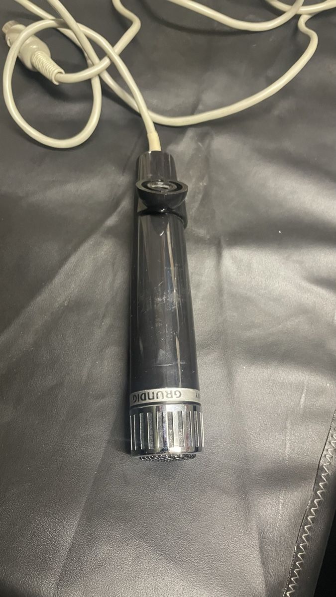 Grundig Mikrofone: Microphone Grundig – Gebraucht aus Muri AG von Briefmarke-Schweiz 1