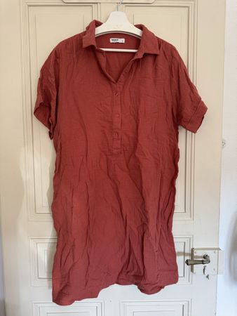 Kleid Migros Essentials kurzarm koralle Grösse L neu
