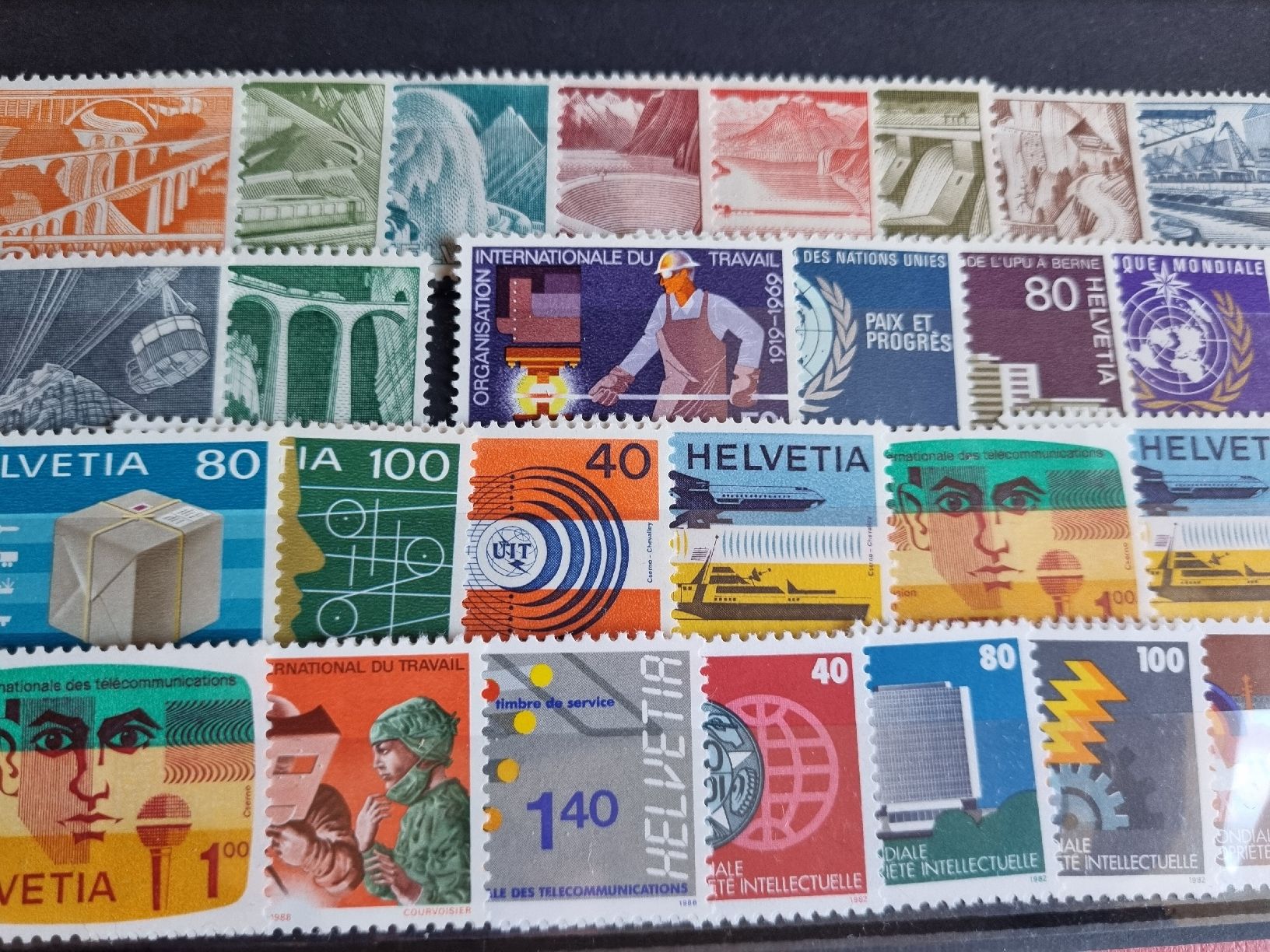 Alle Briefmarken: POSTFRISCHE SAMMLUNG SCHWEIZ  – Neu (gemäss Beschreibung) aus Heimenschwand von rog_p7h9 1