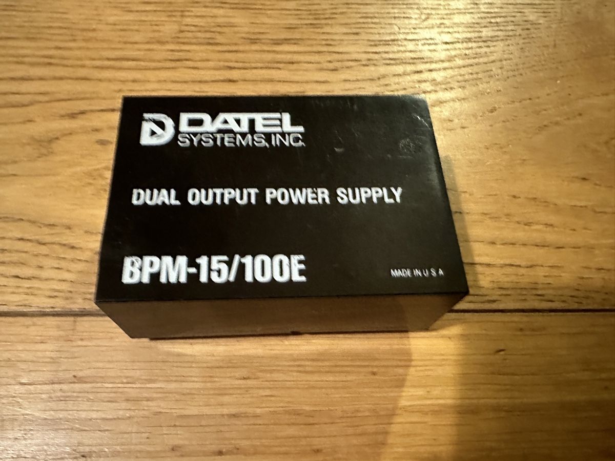 Alimentazione elettrica: DATEL DUAL OUTPUT POWER SUPPLY BPM-15/100E – Usato da Basel venduto da MaschinenSchweiz
