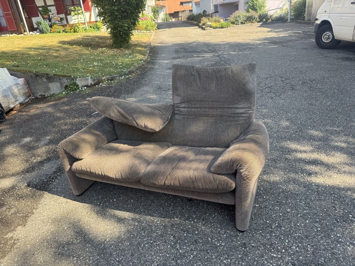 Sofas: 2 Maralunga Sofas ab 1.-  – Gebraucht aus Grenchen von Design-Outlet 7