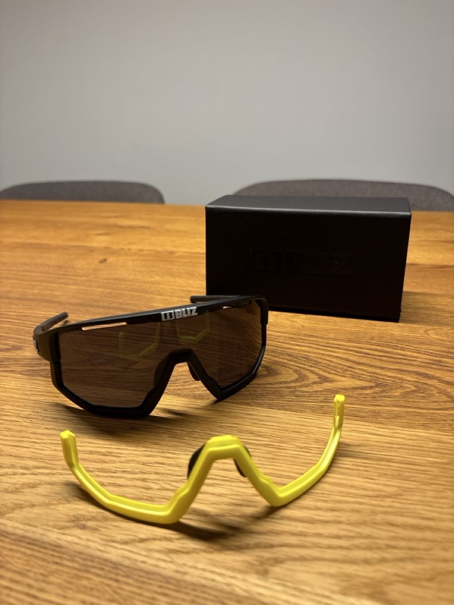 Occhiali & Lenti: Lunettes de sport BLIZ  – Nuovo e nell'imballaggio originale da Corsier-sur-Vevey venduto da BussardS