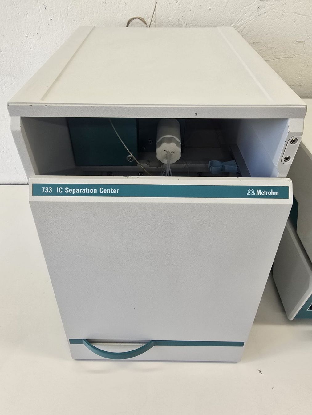 Tutte le macchine: 732 IC Detector, 753 Suppressor Module und 733 IC Separation – Usato da Niederdorf venduto da LeptonAG_Labor 2