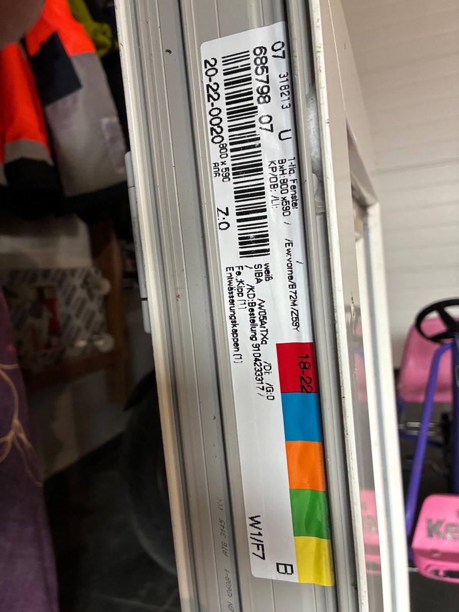 Finestre: Fenster – Usato da Attiswil venduto da maialina 3