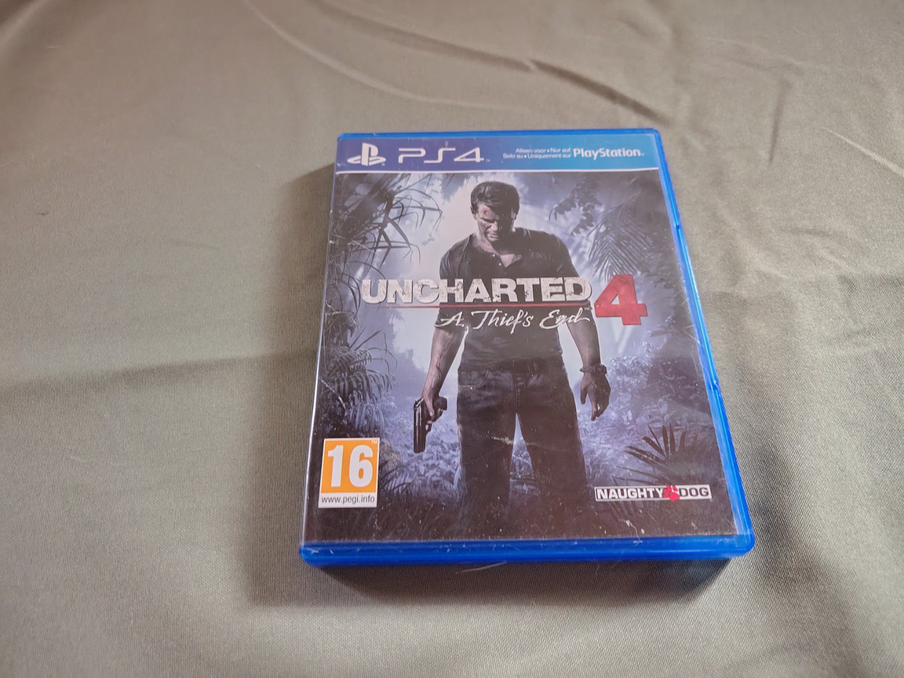 Sony Spiele: Jeu PS4 Uncharted 4: A Thief's End – Gebraucht aus Saxon von dan_drn5