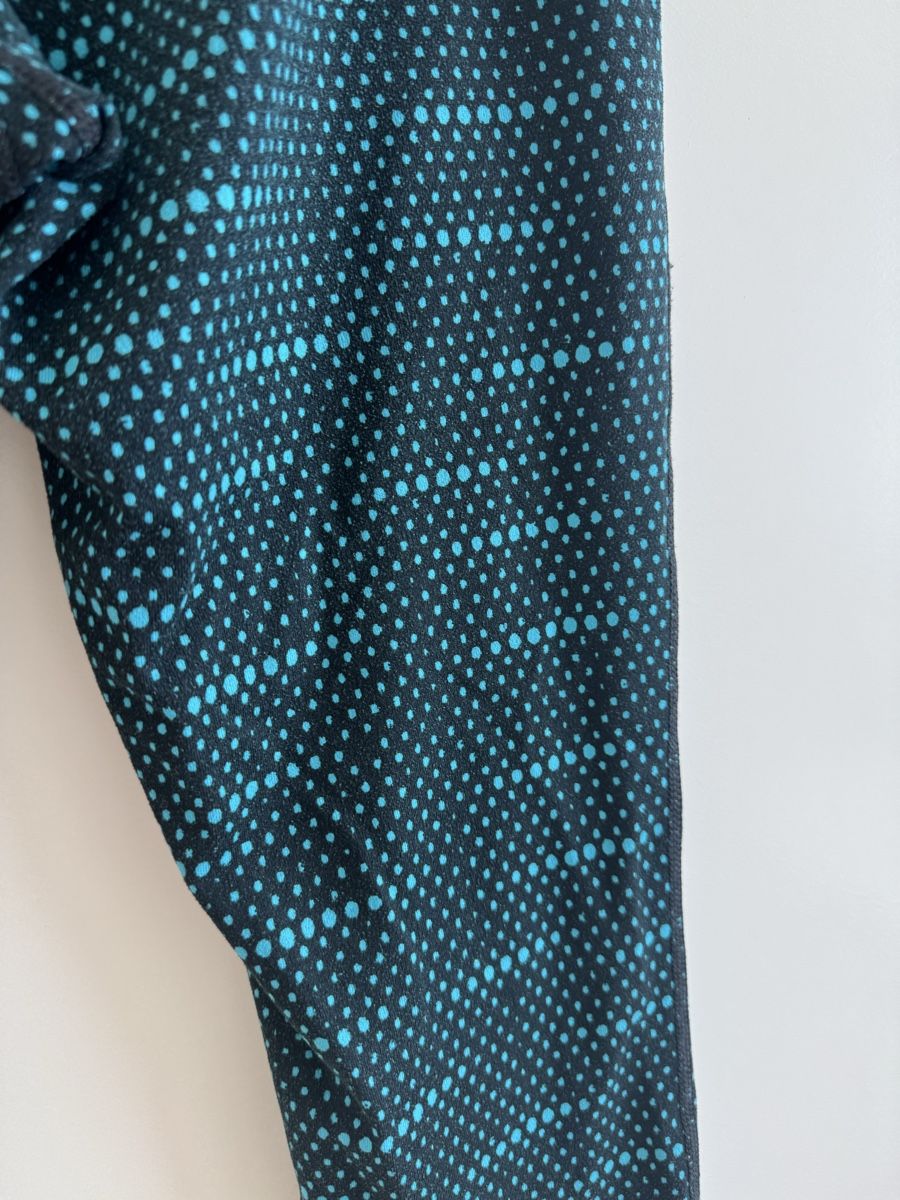 Nike Leggings: Nike Dri-Fit Capris women's size S patterned good condition – Usato da Vesenaz venduto da nat_mq8l 3