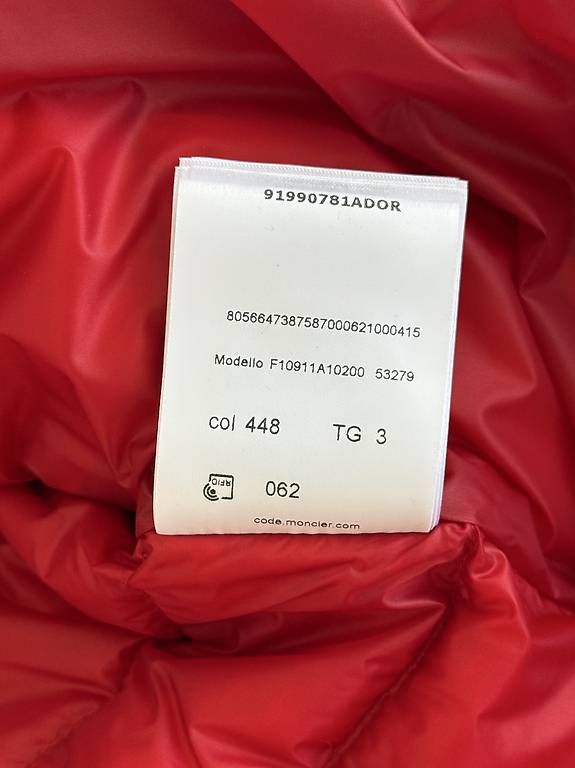 Giacche: Moncler Piumino Rosso  – Usato da Bäretswil venduto da Sal_80 3