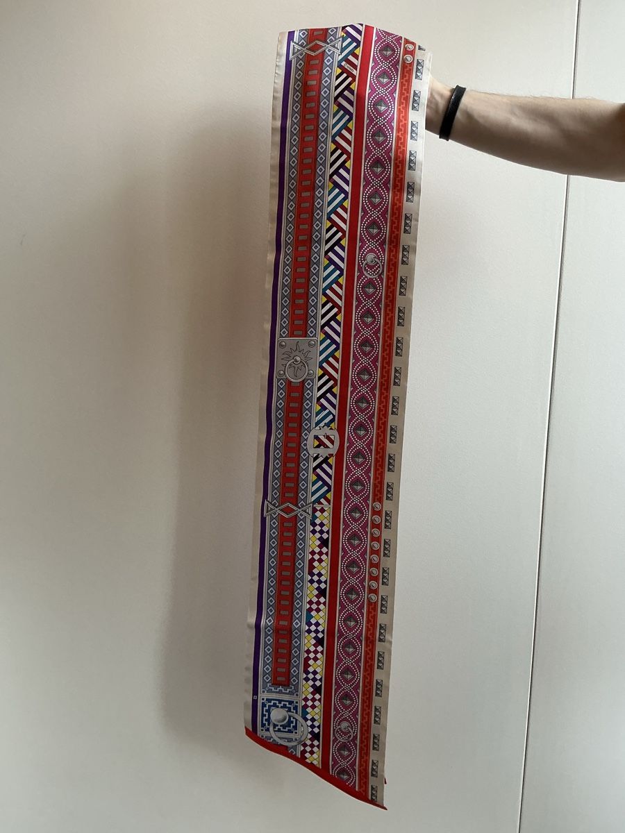 Hermès Foulard & Sciarpe: Seidentuch von Hermès – Usato da Zürich venduto da lukasg.meier 1