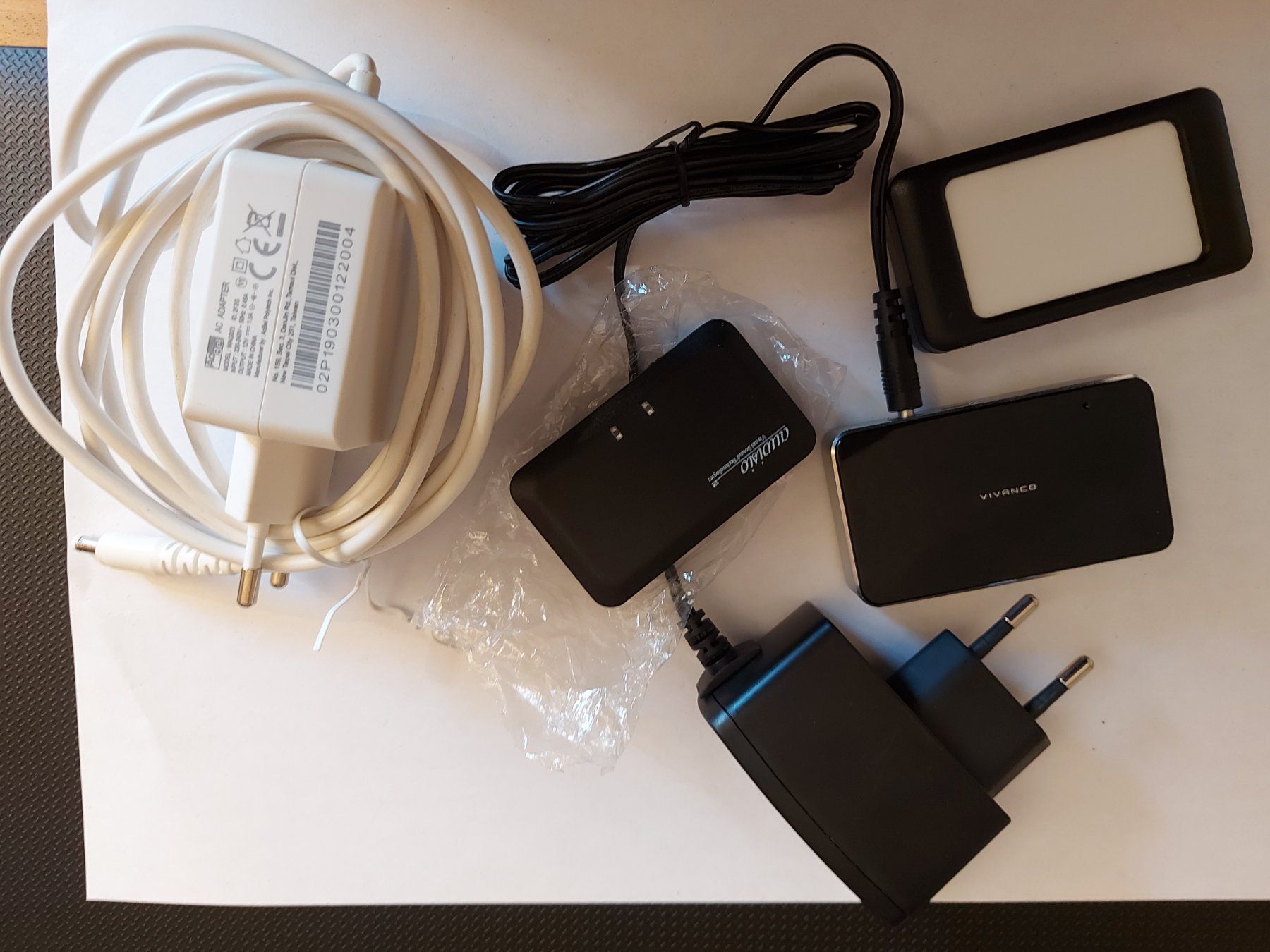 Lettori di schede: USB Kartenleser – Usato da St. Gallen venduto da kamel27