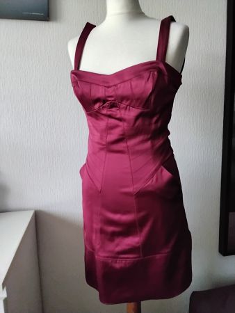 Robe bordeaux, élégante et confortable - Taille S MANGO