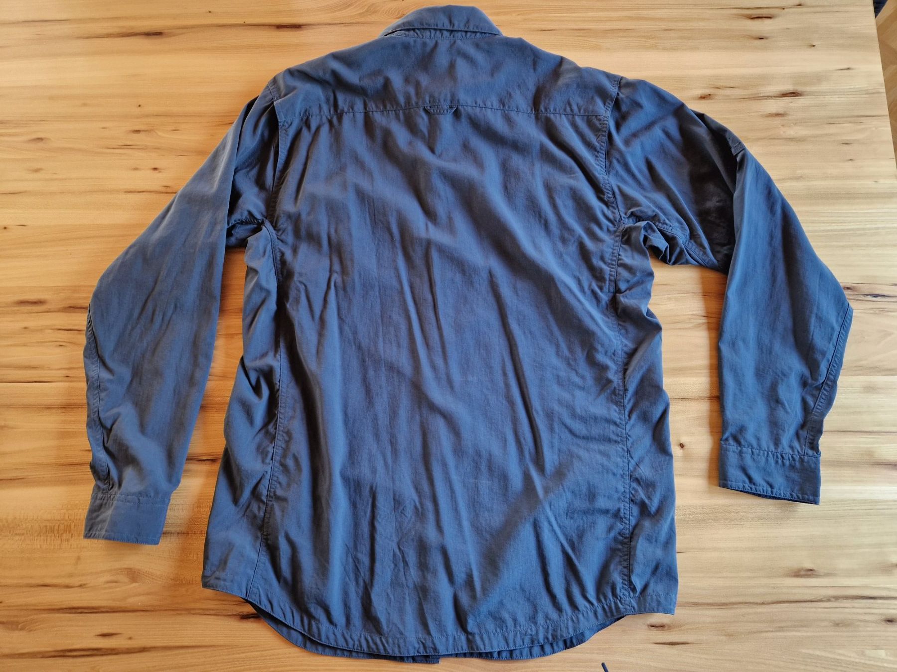Columbia Camicie: Columbia Titanium Wanderhemd – Usato da Bettlach venduto da AQ64 1