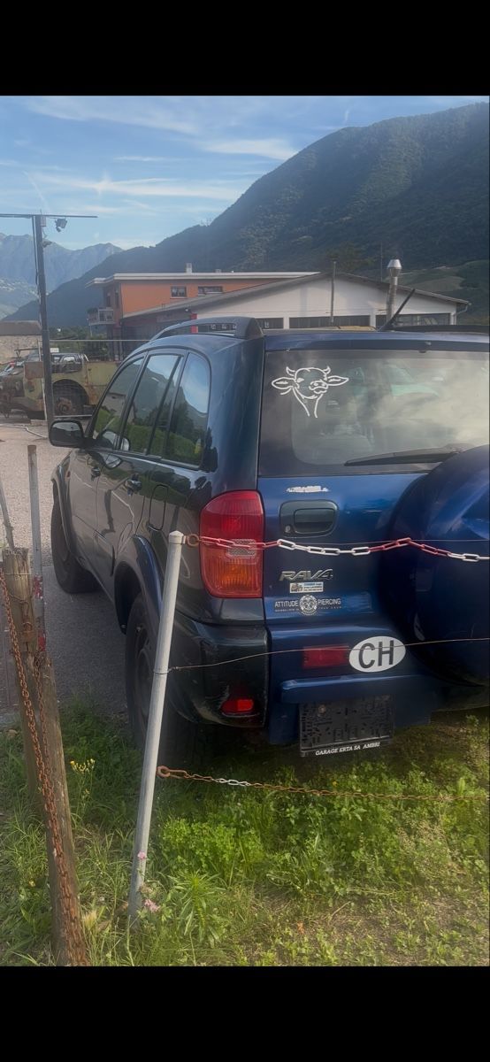 Toyota Autos: Toyota RAV4 2.0 Benziner – Gebraucht aus Clarens von mon_2g5h 4