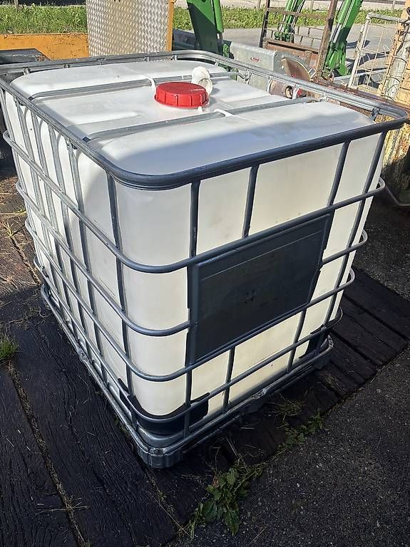 Abreuvoirs & Auges: Ibc 1000lt Tank – D'occasion à Ruswil par seat-driver 1