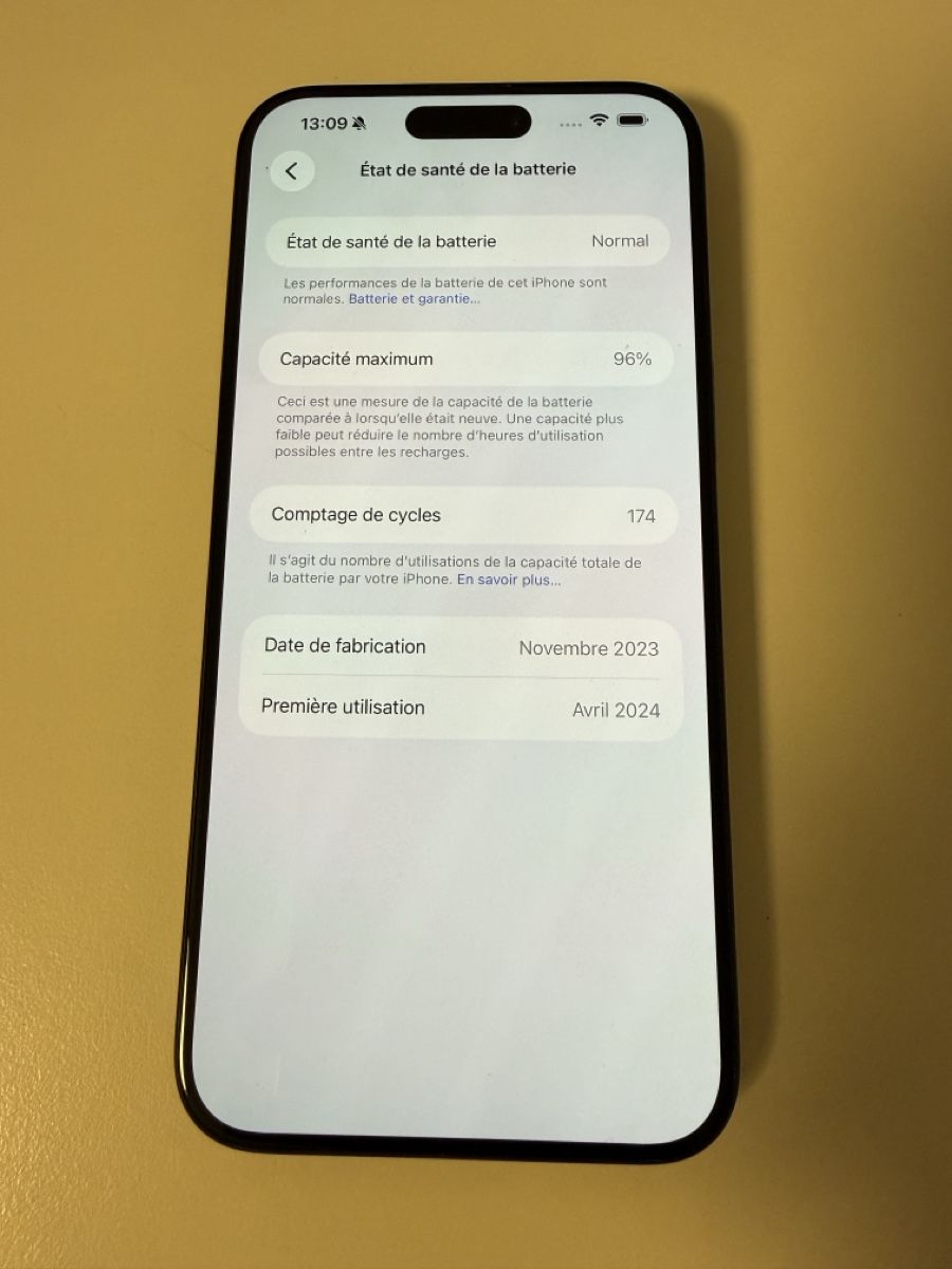 Apple Handys / Smartphones: iPhone 15 Pro Max 256 Go Noir excellente condition – Gebraucht aus Mont-sur-Rolle von Dealer8