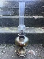 Antike Petrollampe Messing Glas 